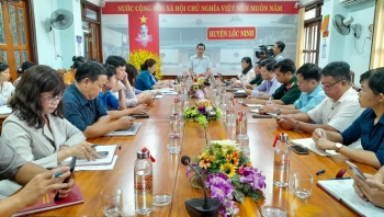 Ủy viên Ban Thường vụ Tỉnh ủy, Bí thư Huyện ủy, Chủ tịch UBND huyện Lộc Ninh Lê Trường Sơn, phát biểu chỉ đạo