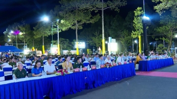 Tuyên truyền lưu động kỷ niệm 65 năm Ngày mở đường Hồ Chí Minh và Ngày truyền thống Bộ đội Trường Sơn tại Bình Phước