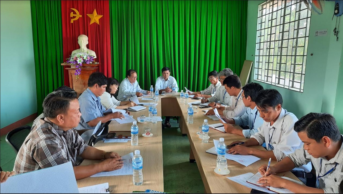 TUV, Bí thư Huyện ủy Bù Đăng Huỳnh Hữu Thiết chủ trì buổi làm việc
