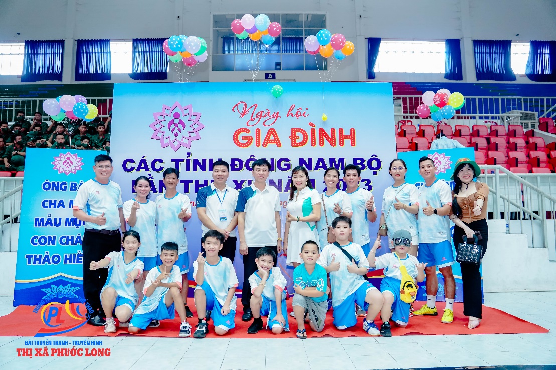 Đoàn thị xã Phước Long tham dự phần thi Gia đình vui khỏe tại “Ngày hội gia đình các tỉnh Đông Nam Bộ” lần thứ XII năm 2023.