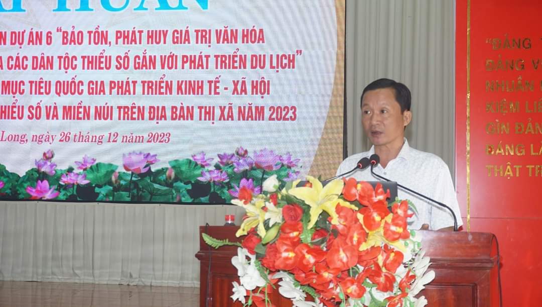 Ông Phạm Thành Nam - Phó Giám đốc Trung tâm VH-TT&Đài TT-TH thị xã Bình Long Phát biểu khai mạc Hội nghị